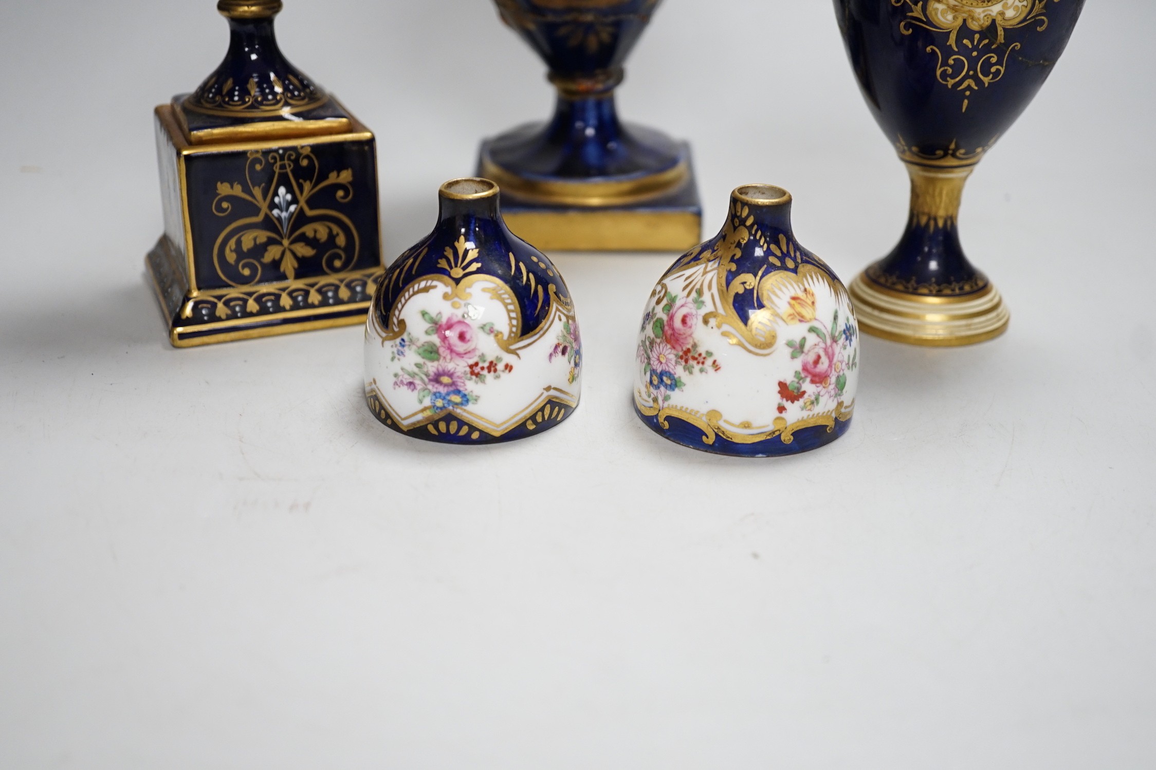 A two-handled pedestal Coalport vase, together with two other vases and a pair of posy vases. Tallest 22cm